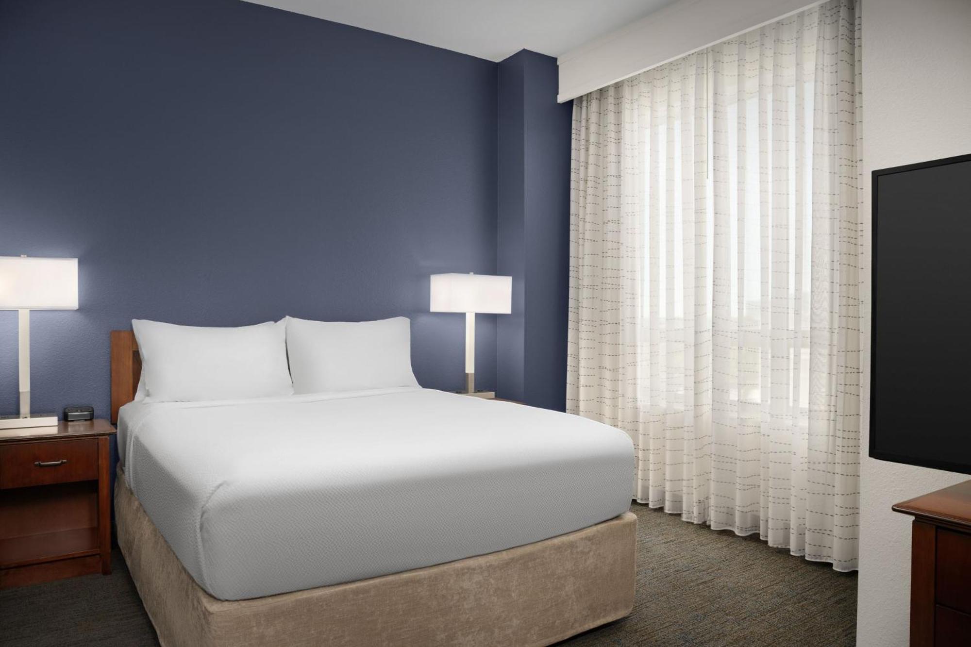 West Energy Corridor Hotel